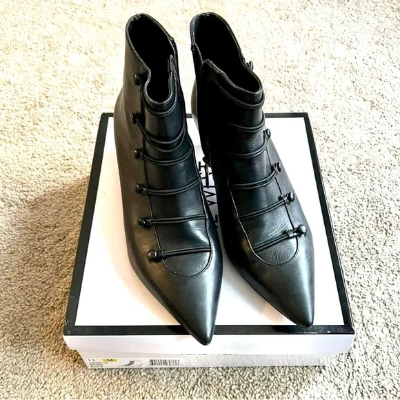 Nine West Black Button Kitten Heel Booties - Picture 1 of 4